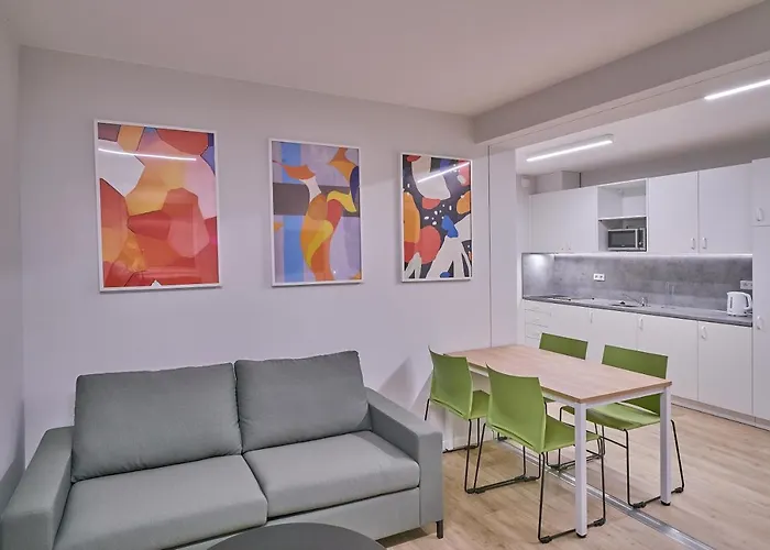 Hotel apartamentowy Collegia