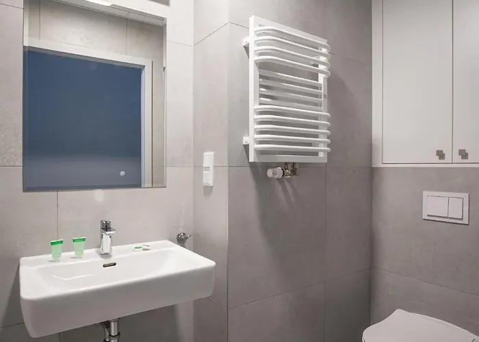 Collegia Aparthotel 4*