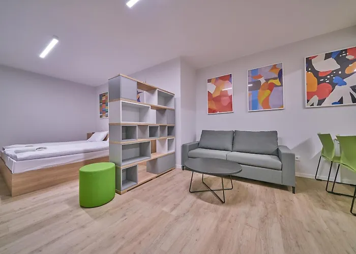 Collegia Aparthotel 4*